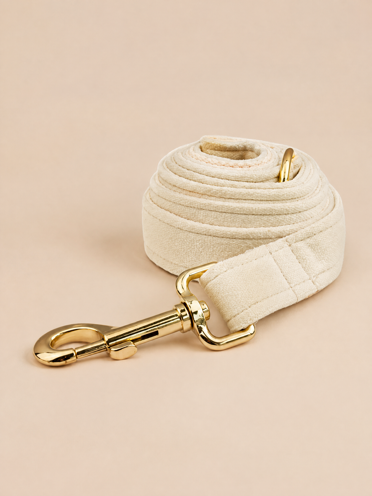 Classic Velvet Dog 4-Piece Walk Set | White