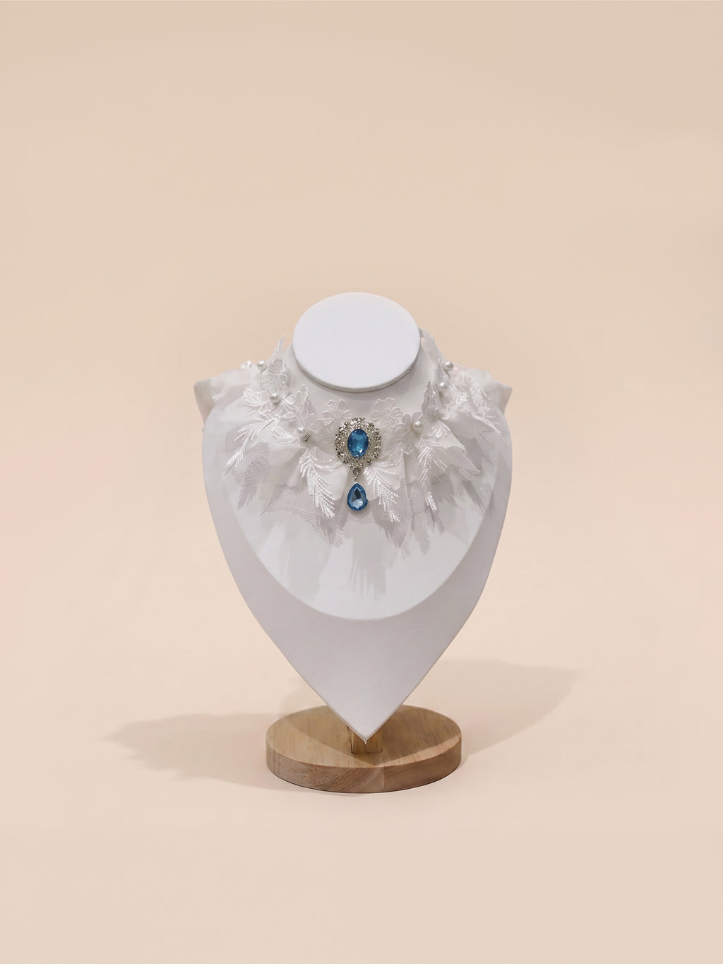 Dog & Cat Lace Collar with Crystal Accent